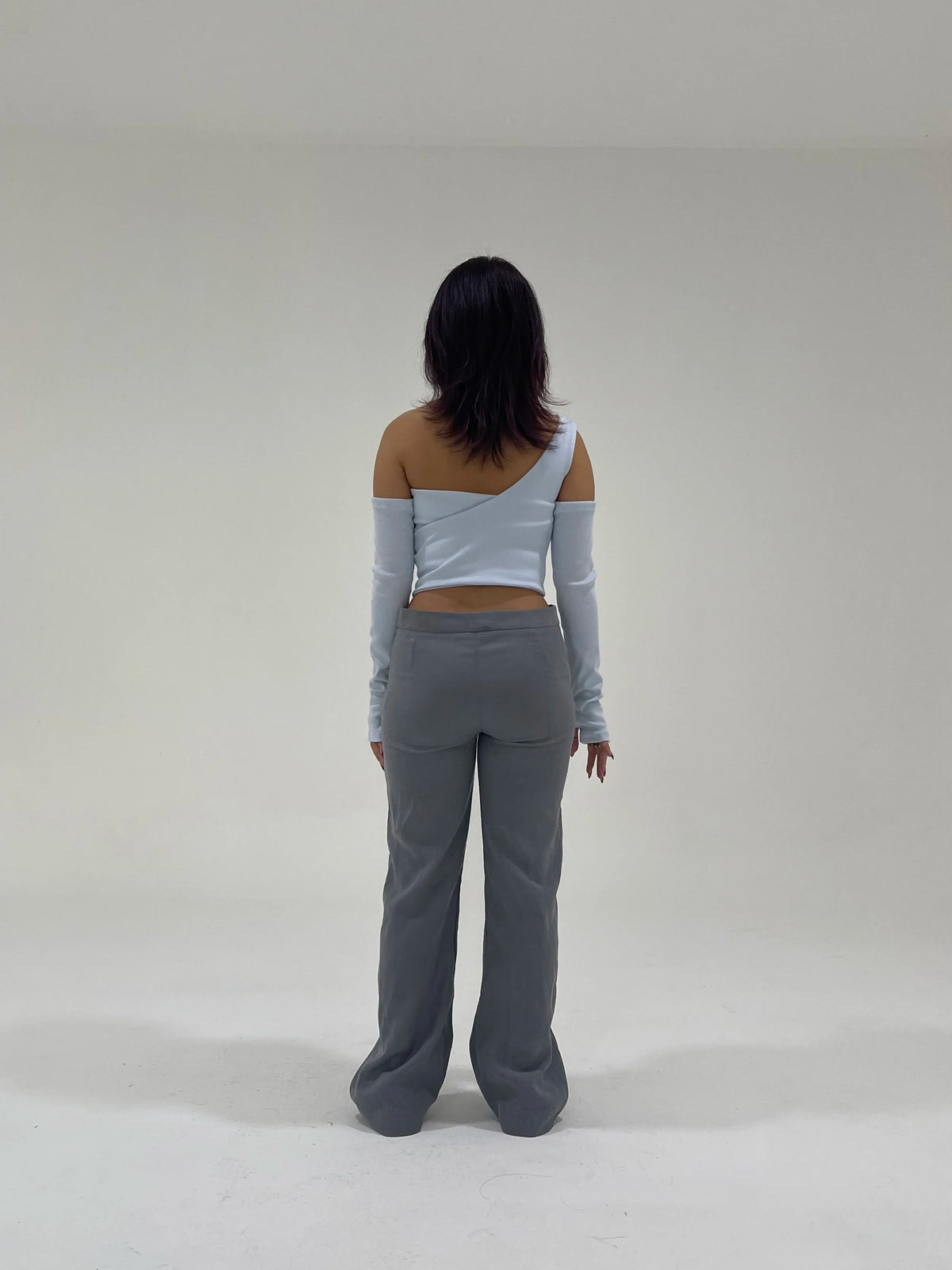 BLUE CUT-OUT TOP